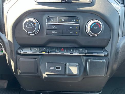 Used 2022 Chevrolet Silverado 1500 Custom RWD image 29