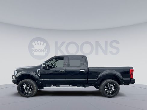 Used 2017 Ford F250 Lariat w/ Lariat Ultimate Package AWD/4WD image 2