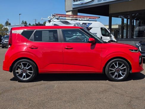 Used 2022 Kia Soul Turbo image 6