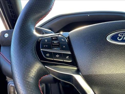 Certified 2025 Ford Explorer ST-Line w/ ST-Line Street Pack image 20