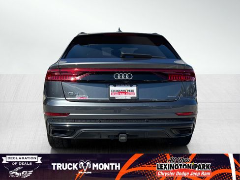 Used 2019 Audi Q8 Premium Plus w/ Premium Plus image 6