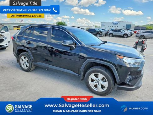 Used 2020 Toyota RAV4 XLE FWD image 5
