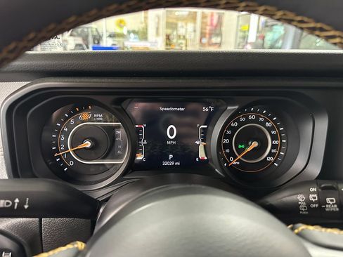 Used 2024 Jeep Wrangler Unlimited Sport AWD/4WD image 15
