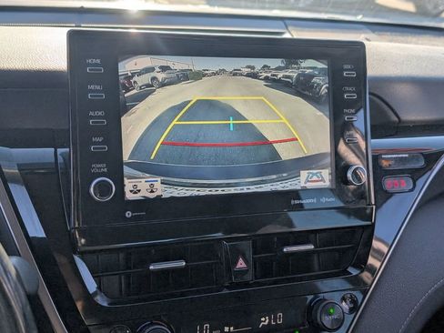 Used 2022 Toyota Camry XSE image 22