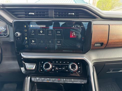 Used 2025 GMC Sierra 3500 Denali Ultimate image 14