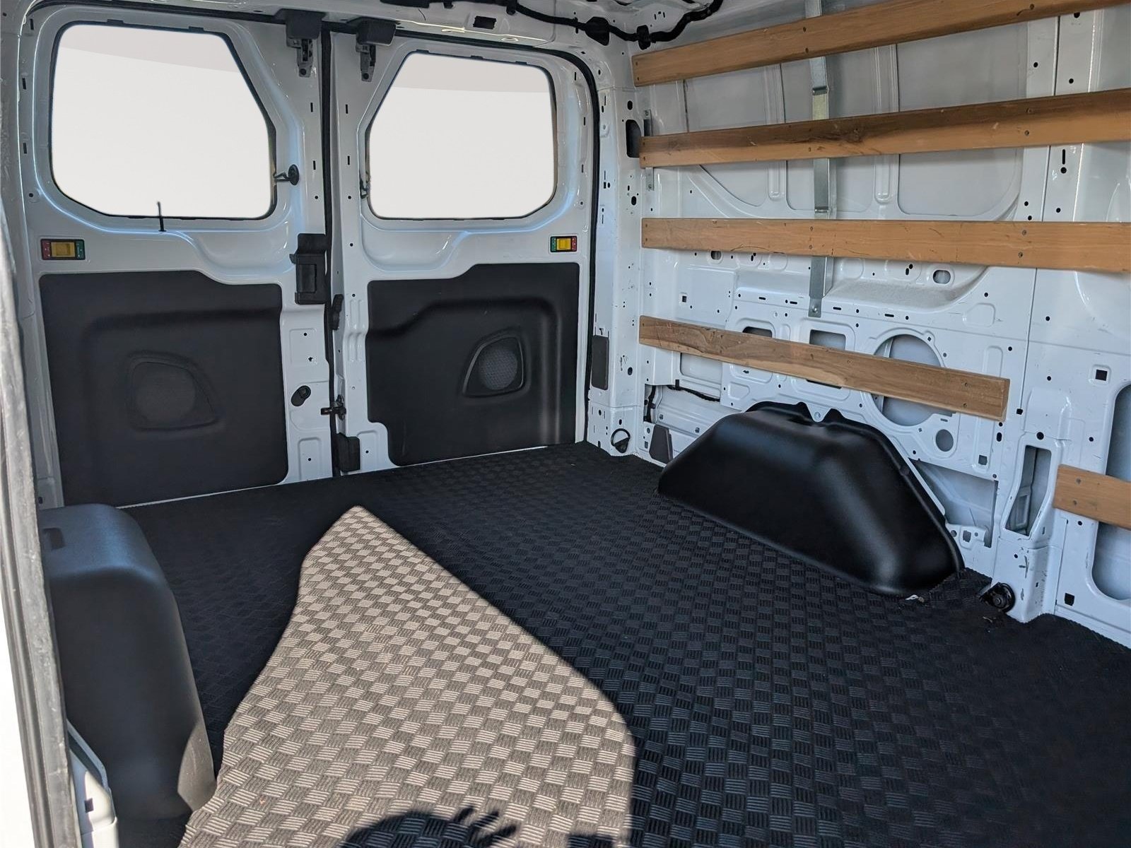 Used 2025 Ford Transit 250 Low Roof w/ Exterior Upgrade Package RWD image 12