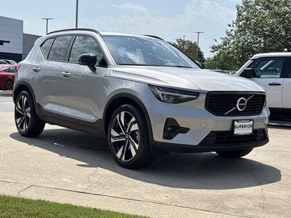 Used 2023 Volvo XC40 B5 Ultimate w/ Protection Package Premier