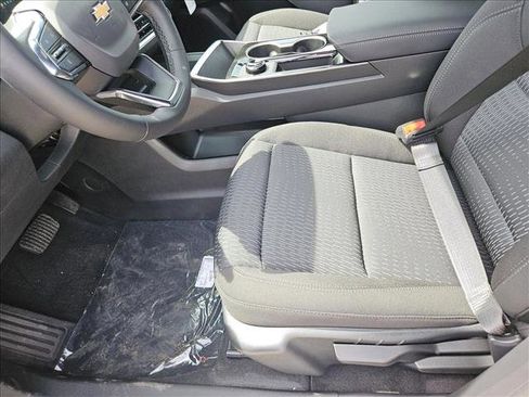 New 2026 Chevrolet Equinox LT w/ Safety and Technology Package FWD image 4