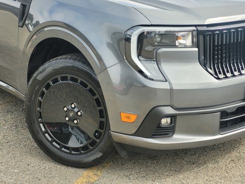 New 2025 Ford Maverick Lobo image 4