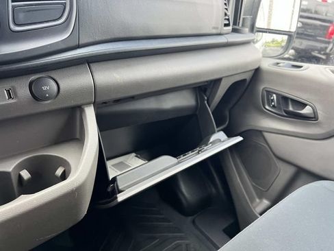 Certified 2025 Ford Transit 250 Low Roof w/ Exterior Upgrade Package RWD image 29