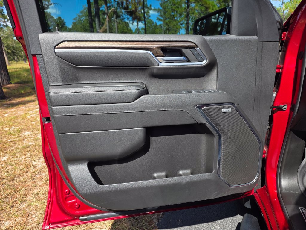 Used 2024 Chevrolet Silverado 1500 RST RWD image 12