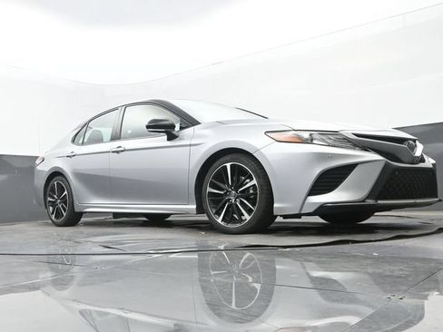 Used 2019 Toyota Camry XSE w/ Driver Assist Package FWD image 9