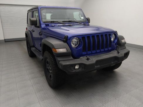 Used 2018 Jeep Wrangler Sport AWD/4WD image 14