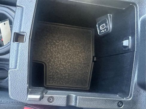 Used 2024 Jeep Wrangler Sahara image 25