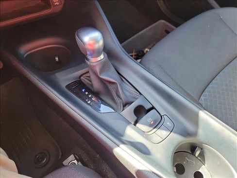 Used 2020 Toyota C-HR LE image 21