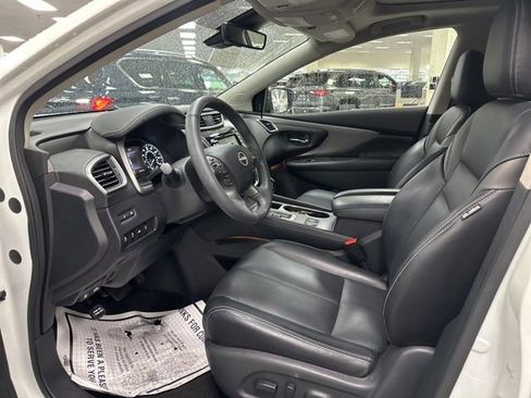Used 2024 Nissan Murano SL AWD/4WD image 9