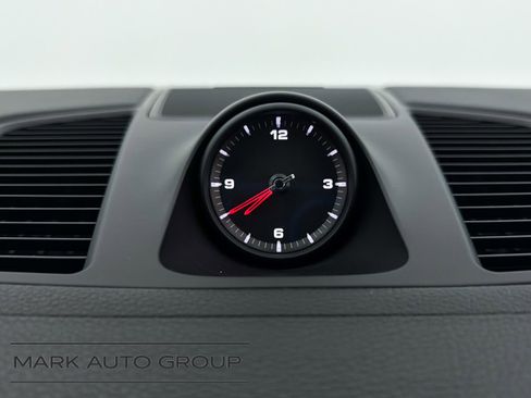 Used 2019 Porsche Cayenne S image 8