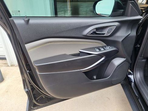 New 2026 Chevrolet Trax ACTIV w/ Sunroof Package FWD image 14