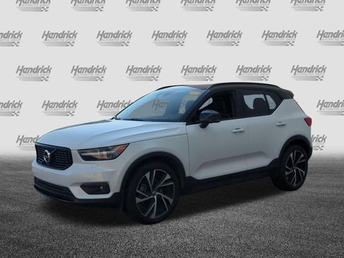 Used 2021 Volvo XC40 T5 R-Design w/ Advanced Package AWD/4WD image 5