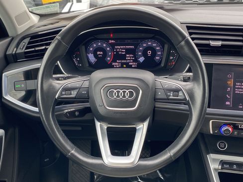 Used 2021 Audi Q3 2.0T Premium w/ Convenience Package AWD/4WD image 16