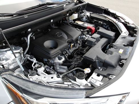 Used 2023 Toyota RAV4 XLE image 24