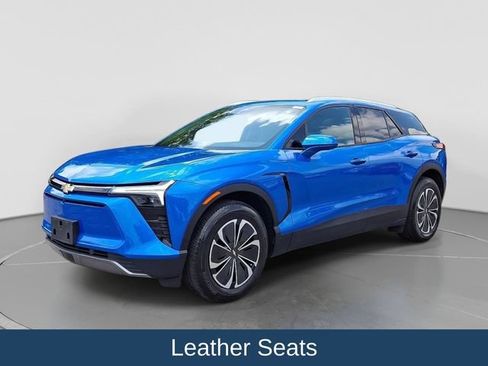 Used 2024 Chevrolet Blazer EV LT AWD/4WD image 4