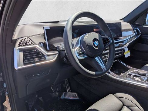 New 2026 BMW X5 xDrive40i w/ M Sport Package AWD/4WD image 3