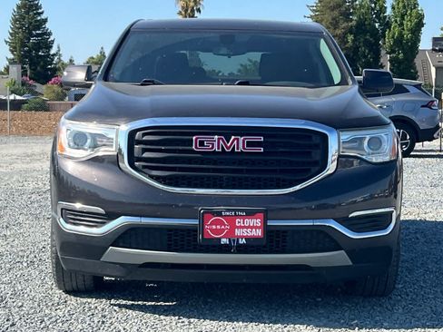 Used 2018 GMC Acadia SLE FWD image 11
