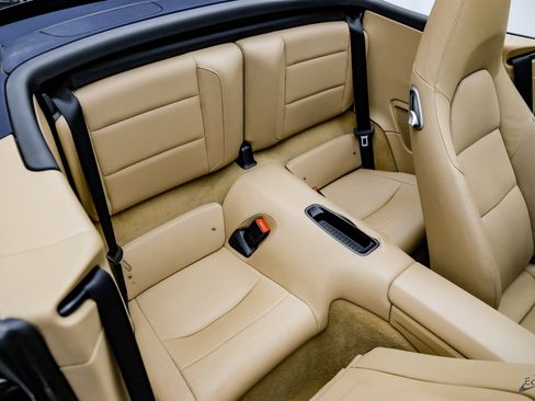 Used 2015 Porsche 911 Carrera S image 70