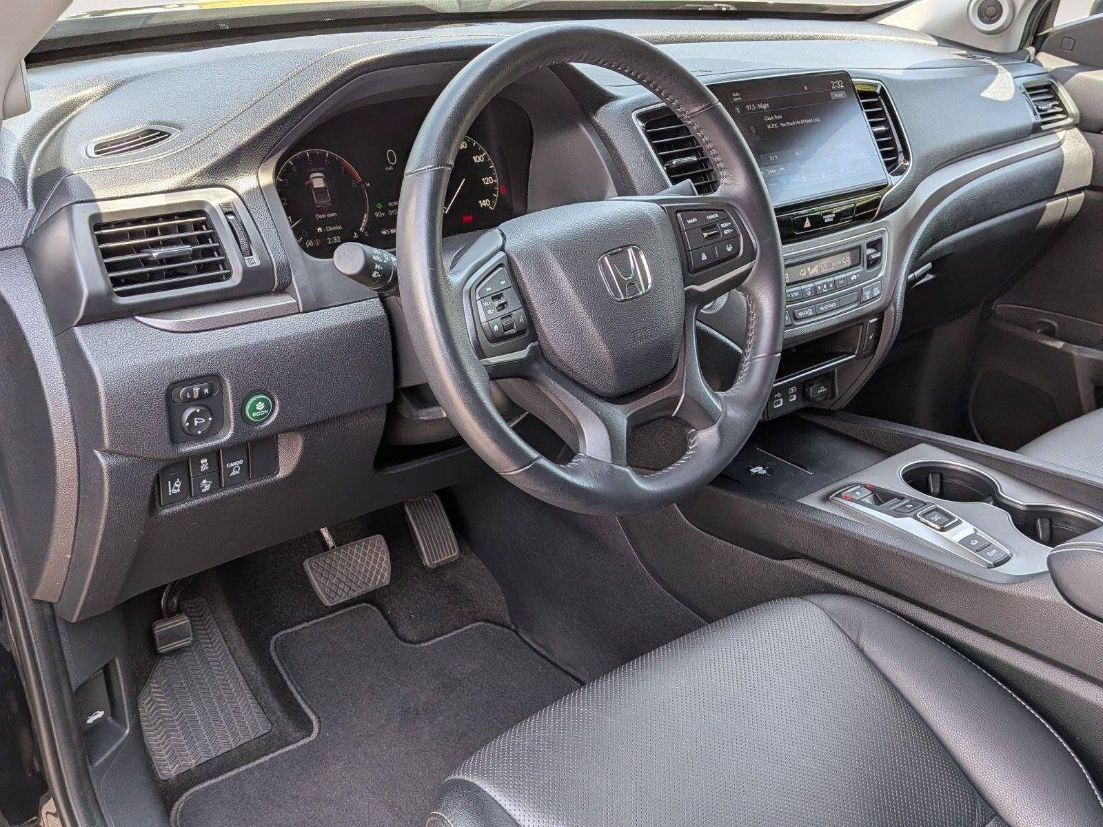 Used 2025 Honda Ridgeline RTL image 10