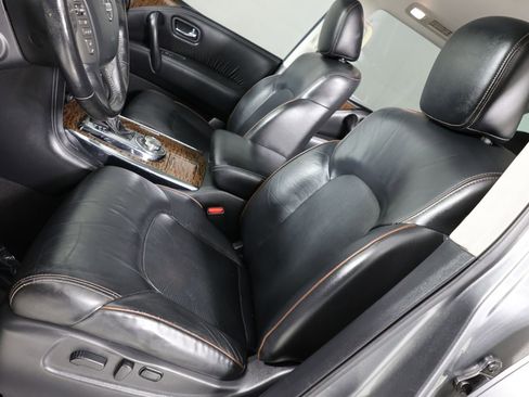 Used 2019 Nissan Armada SL w/ Premium Package image 9