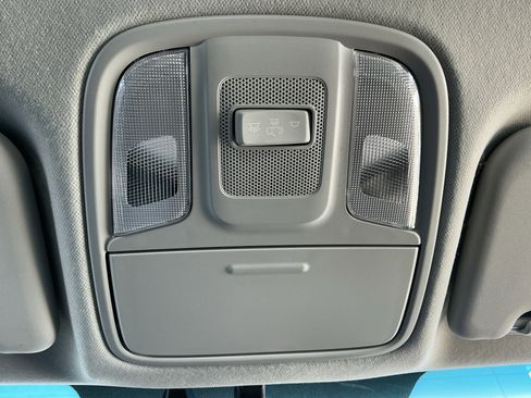 Used 2018 Kia Niro EX w/ Option Group 020 image 17