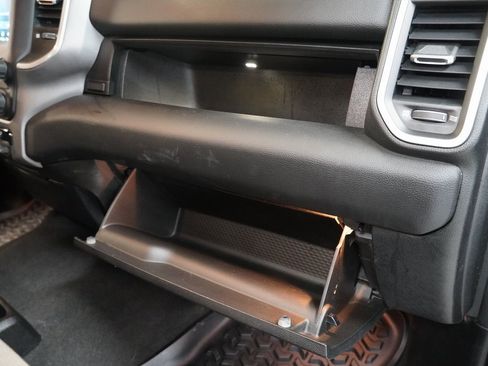 Used 2021 RAM 1500 Big Horn image 27