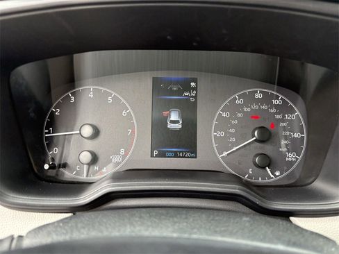 Used 2023 Toyota Corolla Cross LE image 18