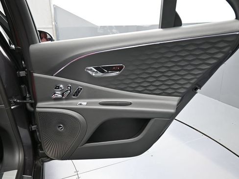 New 2026 Bentley Flying Spur Plug-In Hybrid AWD/4WD image 29