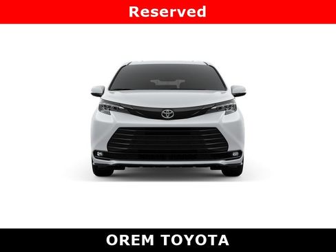 New 2026 Toyota Sienna XLE Woodland Edition image 17