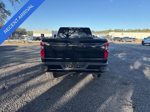 Used 2024 Chevrolet Silverado 3500 LTZ w/ LTZ Plus Package image 4