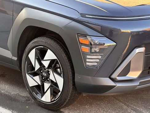 Used 2024 Hyundai Kona Limited AWD/4WD image 13