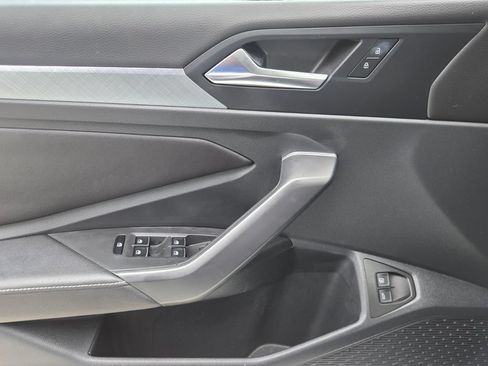 Certified 2023 Volkswagen Jetta SE FWD image 27