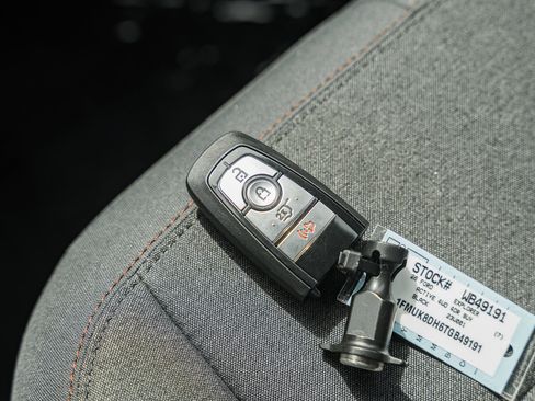 New 2026 Ford Explorer Active image 44