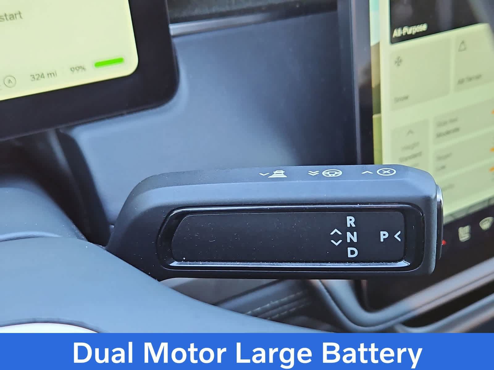 Used 2025 Rivian R1S Adventure Dual AWD/4WD image 21