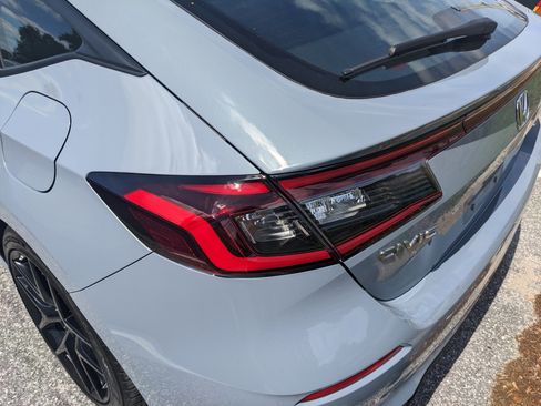 Used 2024 Honda Civic Sport image 11