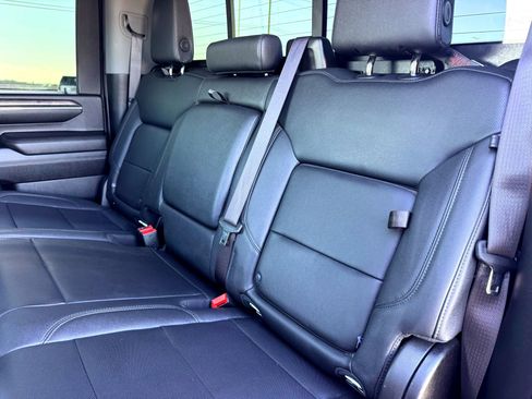 Used 2024 Chevrolet Silverado 3500 LTZ w/ LTZ Convenience Package image 19