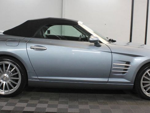 Used 2005 Chrysler Crossfire SRT-6 image 3
