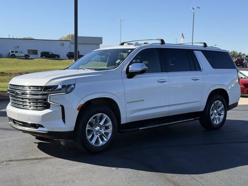 Used 2024 Chevrolet Suburban Premier w/ Max Trailering Package image 3