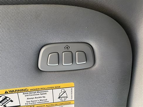 Used 2023 Ford F250 Lariat w/ Sport Appearance Package image 40