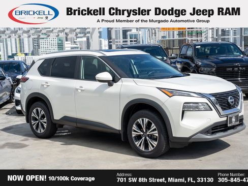 Used 2023 Nissan Rogue SV w/ SV Premium B Package image 3