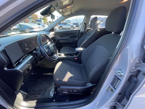 Used 2025 Hyundai Kona SEL image 27