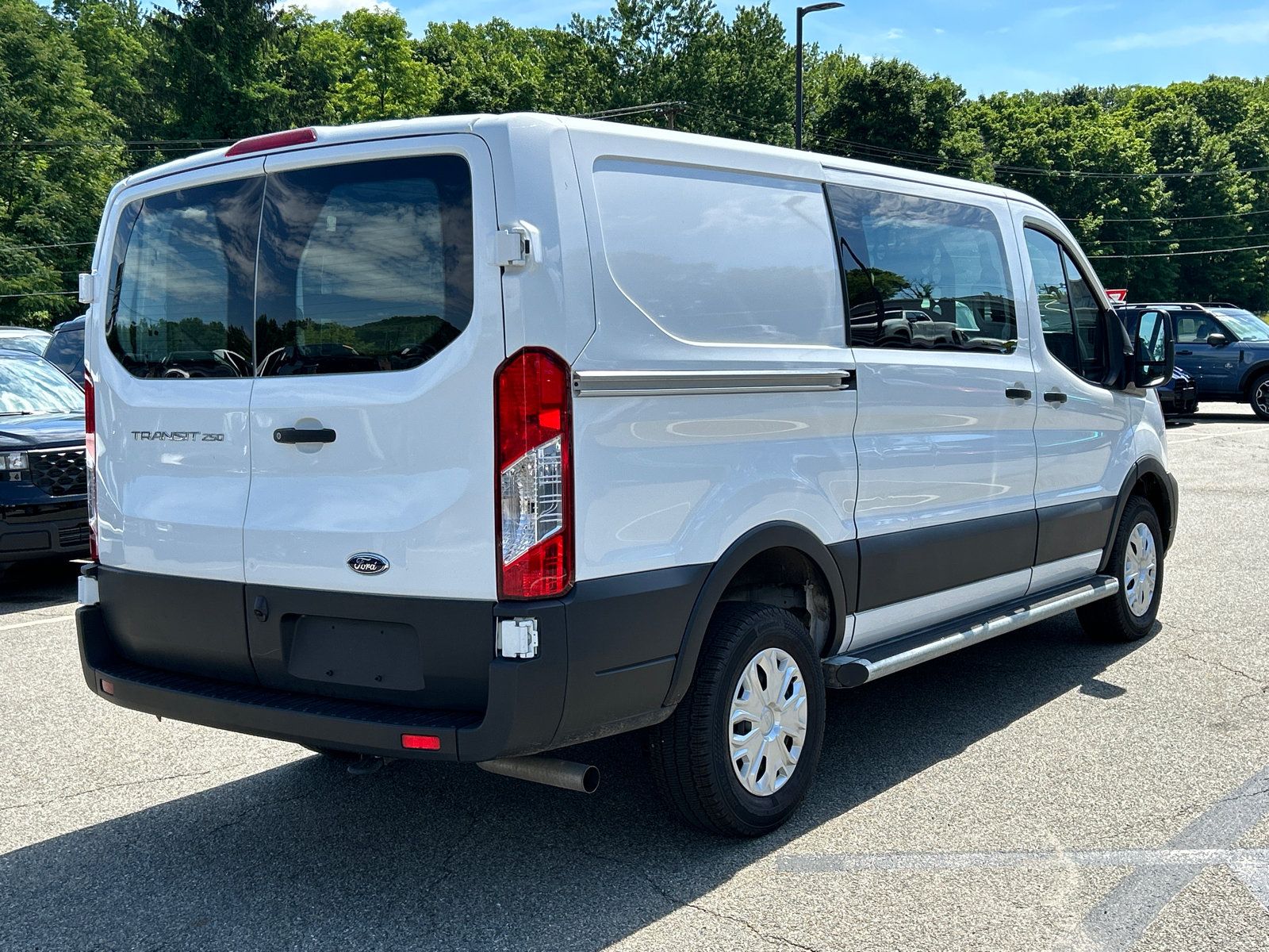 Certified 2025 Ford Transit 250 Low Roof w/ Exterior Upgrade Package RWD image 4