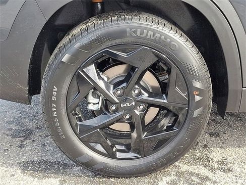 New 2026 Kia Seltos EX image 5